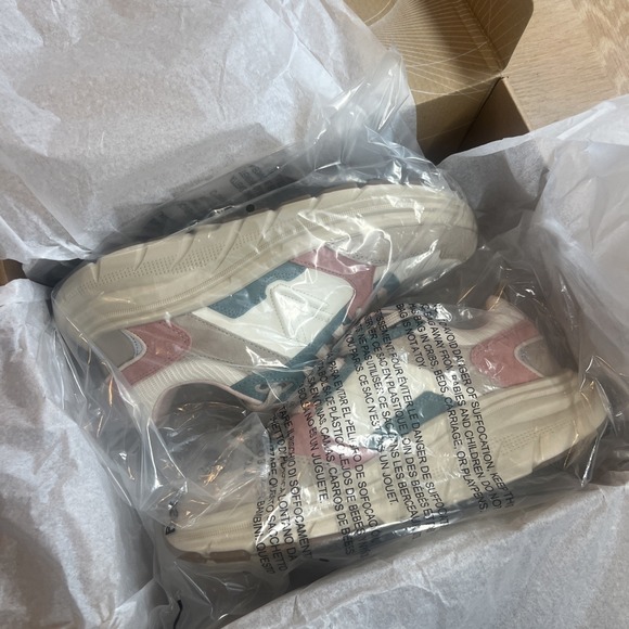 VIONIC WOMEN'S Walk Max Skyline Sneaker, Cobblestone Neutral - Picture 6 of 6